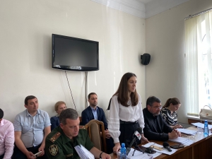 ДЕПУТАТЫ В ПЕРВОМ ЧТЕНИИ ПРИЗНАЛИ УТРАТИВШИМ СИЛУ ЗАКОН "О КУРОРТНОМ СБОРЕ"