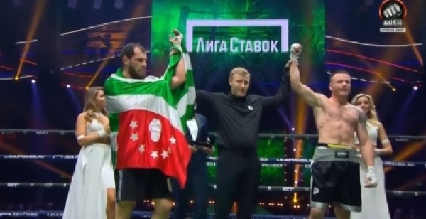 БАҬАЛ ЧЕЖЬИЕИ МАКСИМ СМИРНОВИ АҬАҶКӘЫМҞЬАРА АЗЫ УРЫСТӘЫЛА АЧЕМПИОНАТ АҾЫ АРАӠНЫ МЕДАЛ АИУРАЗЫ ИМҨАԤЫРГАЗ АИНДАҬЛАРА АҾЫ ЕИҬАХЕИТ.