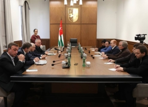 Бадра Гәынба: уажәазы иҳазхартә еиԥш абылтәы ҳамоуп.